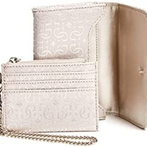 Guess Marciano Black Small Quilted Wallet w/ Card Holder - Picture 8 of 8